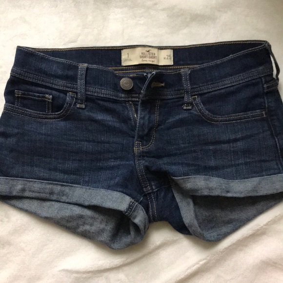 Hollister Denim Shorts - Picture 1 of 2